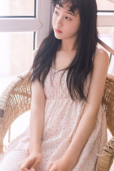 母亲的桃花源里流水